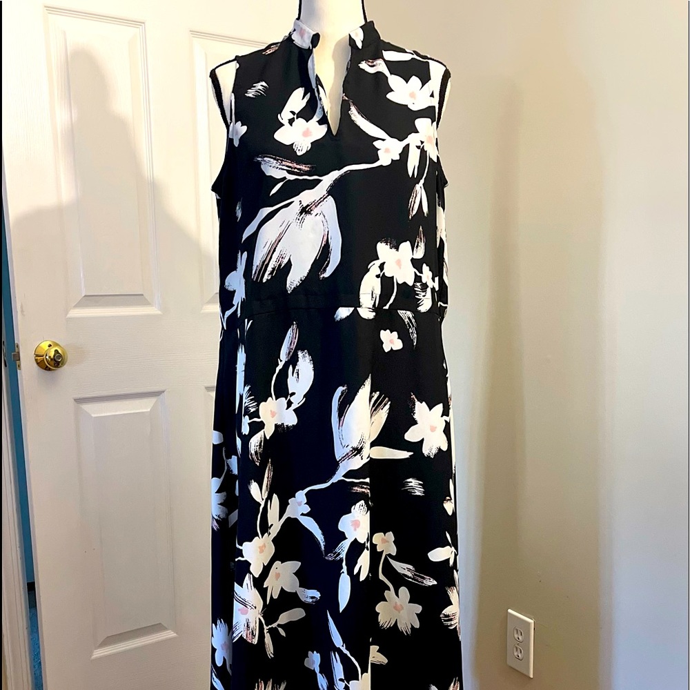 Ann Klein free flow floral dress